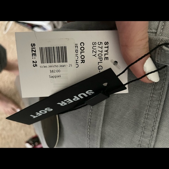 Articles of Society Grey Skinny Super Soft Jeans - Picture 6 of 6